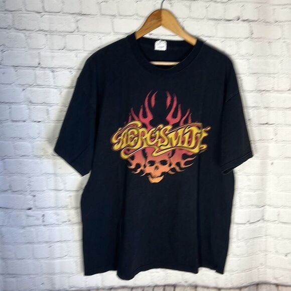 Aerosmith Flaming Skull T-Shirt Unisex Delta Pro Weight Size XL 2010 - Picture 1 of 16